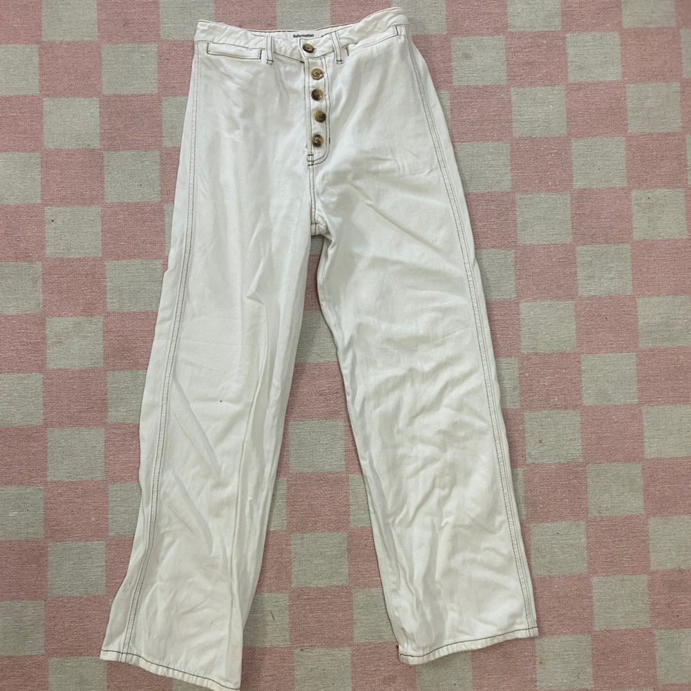 REFORMATION STRAIGHT LEG WHITE JEANS: size 25